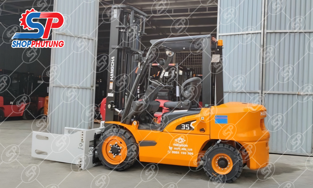 Bộ kẹp vuông lắp trê xe nâng