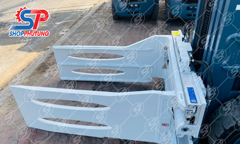 Bộ kẹp vuông xe nâng mới 100%