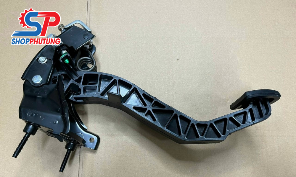 Bàn đạp côn 10 Bàn đạp côn chính hãng cho Toyota, Komatsu, Mitsubishi